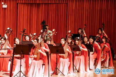 漳州市薌城區(qū)民樂(lè)團(tuán)赴廈門(mén)五緣音樂(lè)廳精彩展演 文藝創(chuàng)作與表演的雙重華章